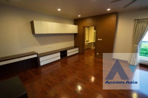 17  5 br House For Rent in Pattanakarn ,Bangkok BTS On Nut at Panya Pattanakarn Village AA27405