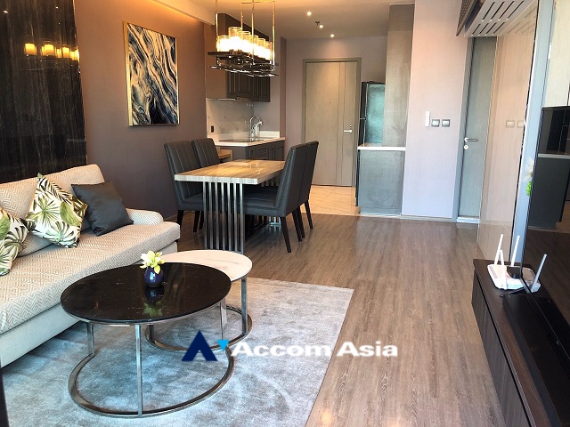  2 Bedrooms  Condominium For Rent in Sukhumvit, Bangkok  near BTS Ekkamai (AA27415)