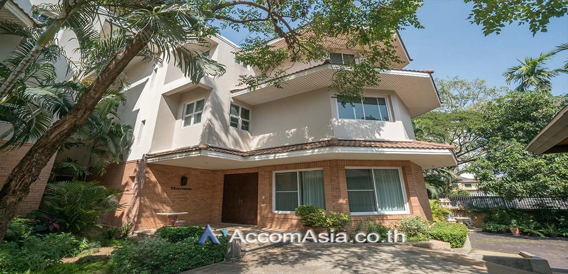  2  4 br House For Rent in Ratchadapisek ,Bangkok  at House in compound AA27418