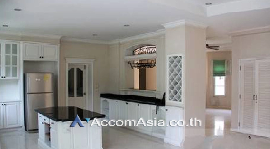  1  5 br House For Rent in Bang Na ,Bangkok  at Nantawan Village Srinakarin AA27428