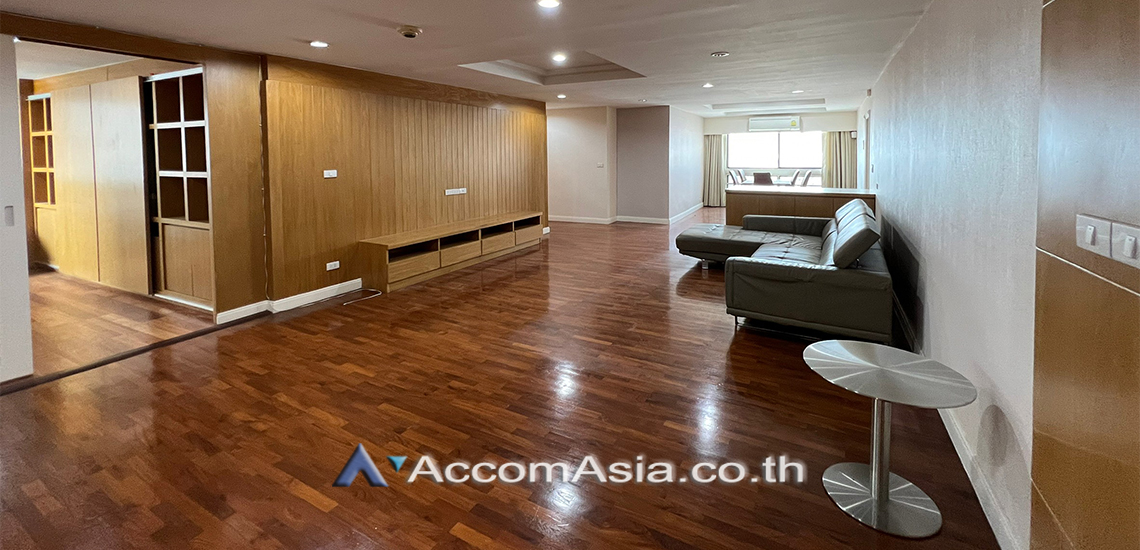 Pet friendly |  3 Bedrooms  Condominium For Sale in Sukhumvit, Bangkok  near BTS Phrom Phong (AA27465)