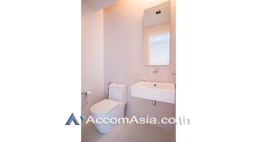 10  2 br Condominium For Rent in Sukhumvit ,Bangkok BTS Asok at The Room Sukhumvit 21 AA27496