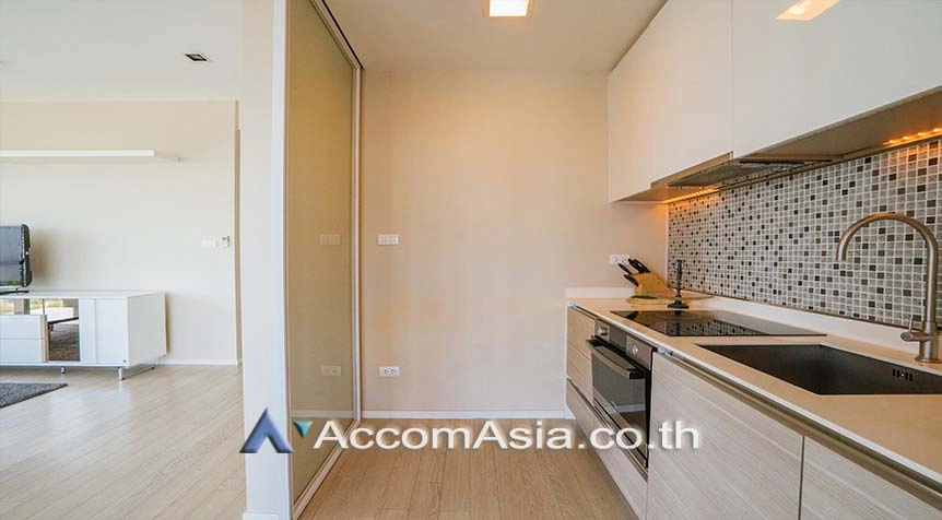 Duplex Condo |  2 Bedrooms  Condominium For Rent in Sukhumvit, Bangkok  near BTS Asok (AA27496)