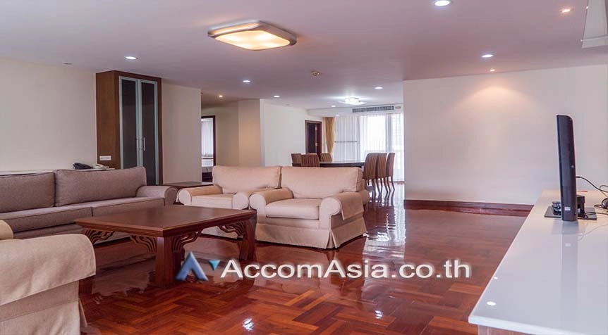 Pet friendly |  3 Bedrooms  Apartment For Rent in Sukhumvit, Bangkok  near BTS Phrom Phong (AA27507)