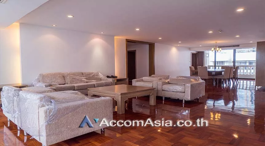 Pet friendly |  3 Bedrooms  Apartment For Rent in Sukhumvit, Bangkok  near BTS Phrom Phong (AA27508)