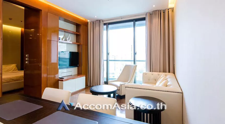  1 Bedroom  Condominium For Rent in Sukhumvit, Bangkok  near BTS Phrom Phong (AA27524)