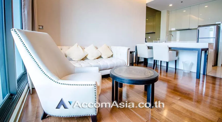  1 Bedroom  Condominium For Rent in Sukhumvit, Bangkok  near BTS Phrom Phong (AA27524)