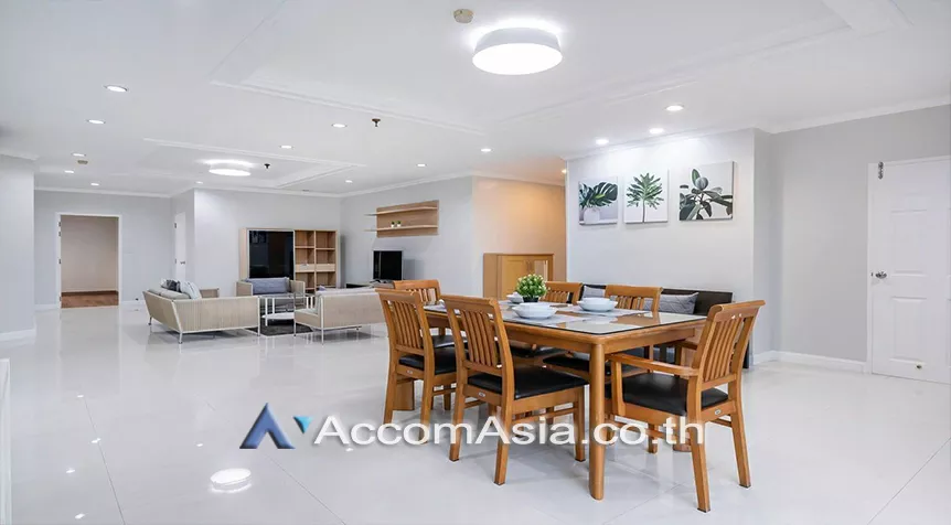 Pet friendly |  3 Bedrooms  Condominium For Rent in Sukhumvit, Bangkok  near BTS Thong Lo (AA27543)