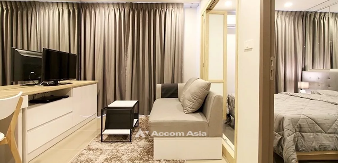  1 Bedroom  Condominium For Rent & Sale in Sukhumvit, Bangkok  near BTS Asok - MRT Sukhumvit (AA27658)