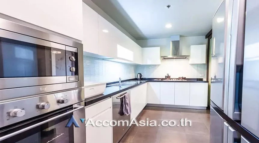 Pet friendly |  2 Bedrooms  Apartment For Rent in Sukhumvit, Bangkok  near BTS Thong Lo (AA27676)