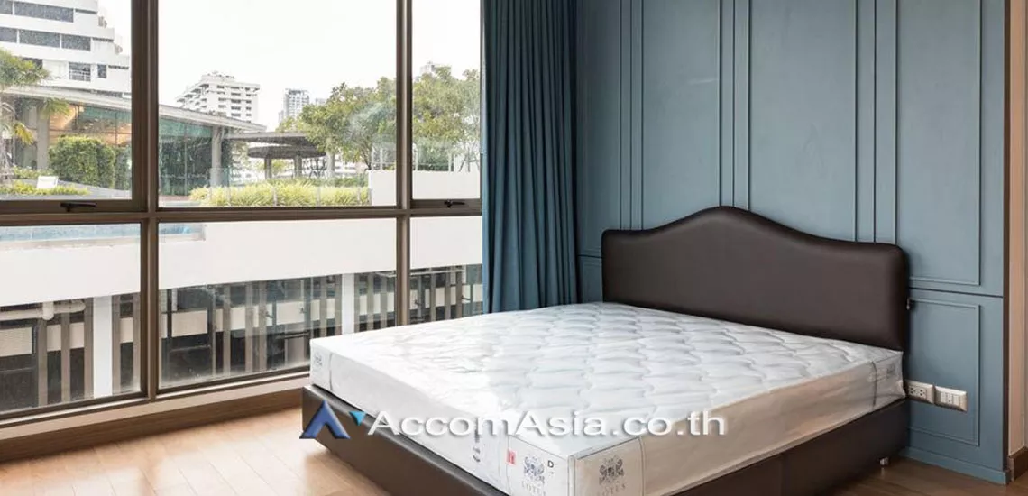  2 Bedrooms  Condominium For Rent in Sukhumvit, Bangkok  near BTS Phrom Phong (AA27688)