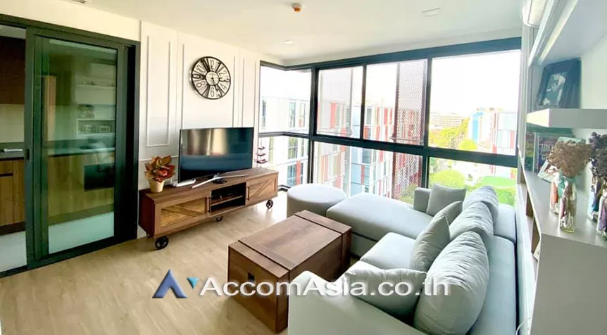  2 Bedrooms  Condominium For Sale in Sukhumvit, Bangkok  near BTS Ekkamai (AA27707)