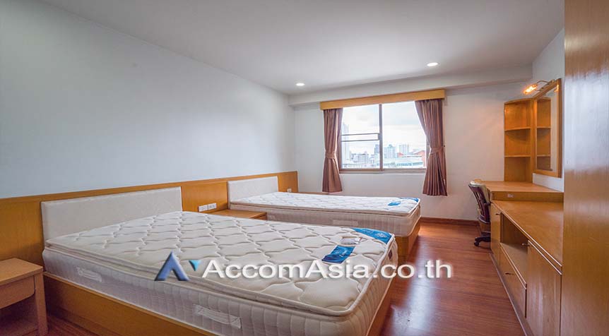 8  3 br Condominium For Rent in Sukhumvit ,Bangkok BTS Phrom Phong at Royal Castle AA27758