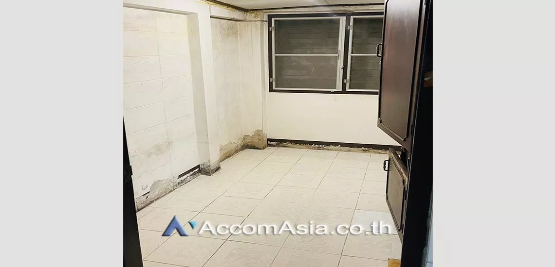 10  4 br House For Rent in Sukhumvit ,Bangkok BTS Phra khanong AA27771