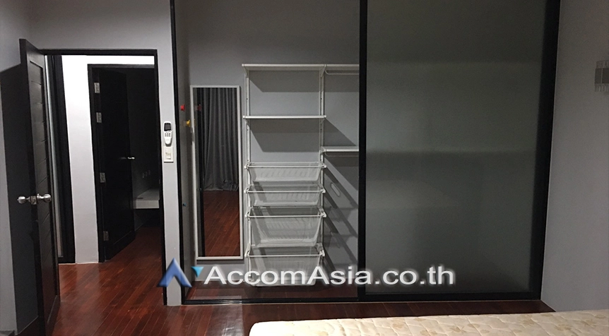 12  3 br Townhouse For Rent in sukhumvit ,Bangkok BTS Ekkamai AA27774