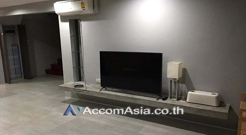 7  3 br Townhouse For Rent in sukhumvit ,Bangkok BTS Ekkamai AA27774