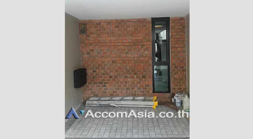 15  3 br Townhouse For Rent in sukhumvit ,Bangkok BTS Ekkamai AA27774