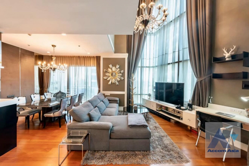 Duplex Condo | Bright Sukhumvit 24 Condominium