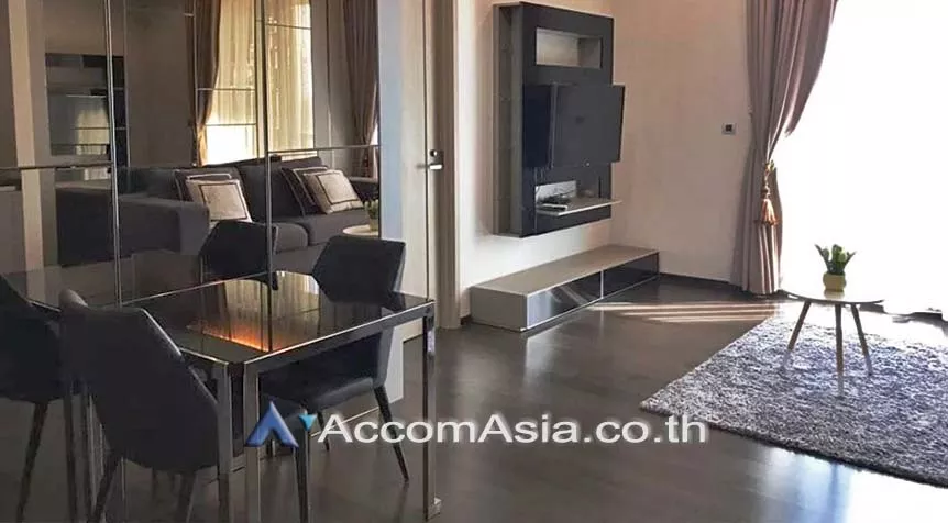  1 Bedroom  Condominium For Rent in Sukhumvit, Bangkok  near BTS Phrom Phong (AA27820)