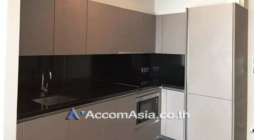  1 Bedroom  Condominium For Rent in Sukhumvit, Bangkok  near BTS Phrom Phong (AA27820)