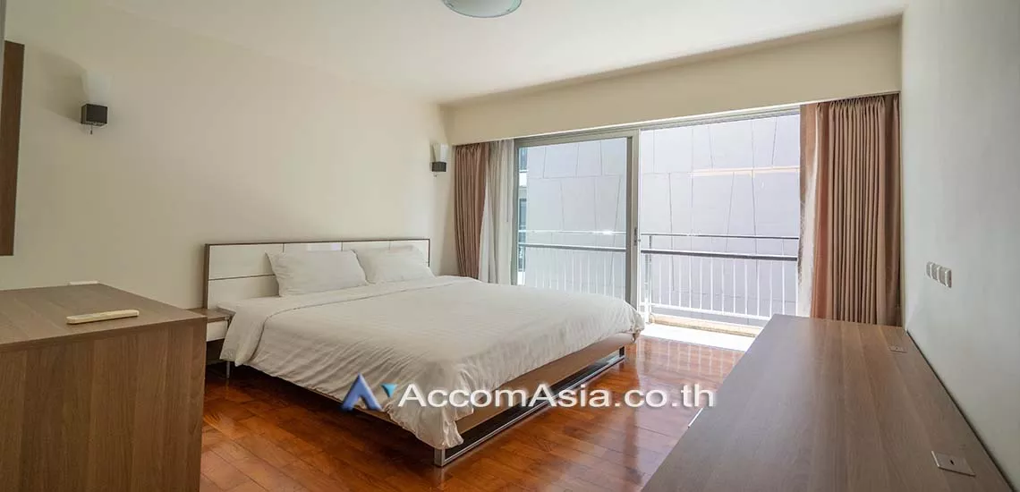 Big Balcony |  2 Bedrooms  Apartment For Rent in Sukhumvit, Bangkok  near BTS Asok - MRT Sukhumvit (AA27823)