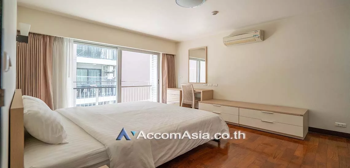 Big Balcony |  2 Bedrooms  Apartment For Rent in Sukhumvit, Bangkok  near BTS Asok - MRT Sukhumvit (AA27823)