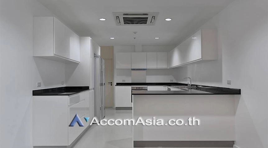 Duplex Condo, Pet friendly |  4 Bedrooms  Apartment For Rent in Sukhumvit, Bangkok  near BTS Phrom Phong (AA27853)