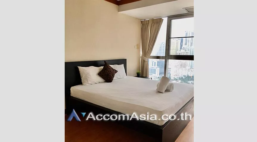 Pet friendly |  3 Bedrooms  Condominium For Rent in Sukhumvit, Bangkok  near BTS Phrom Phong (AA27892)