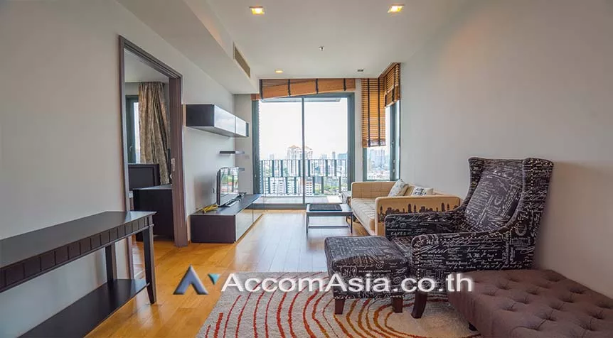  2 Bedrooms  Condominium For Sale in Sukhumvit, Bangkok  near BTS Thong Lo (AA27899)