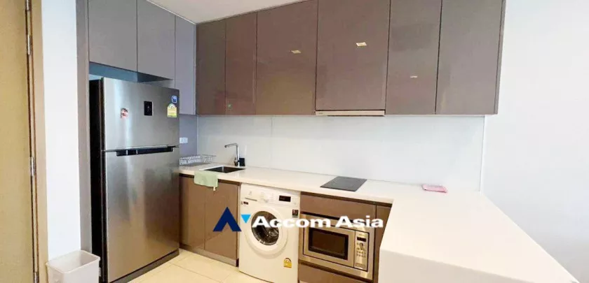  2 Bedrooms  Condominium For Rent in Sukhumvit, Bangkok  near BTS Nana (AA27903)