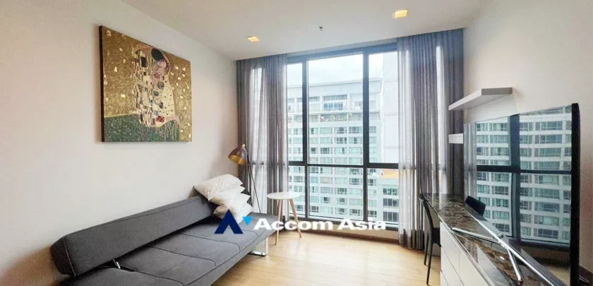  2 Bedrooms  Condominium For Rent in Sukhumvit, Bangkok  near BTS Nana (AA27903)