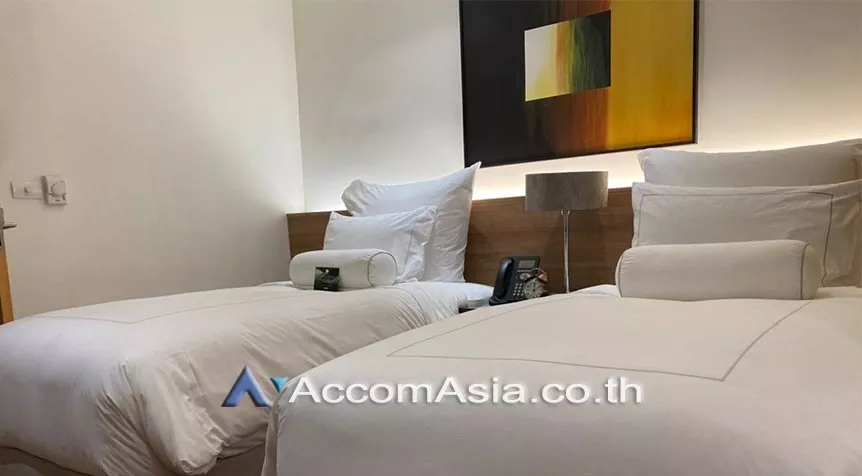  2 Bedrooms  Apartment For Rent in Sukhumvit, Bangkok  near BTS Thong Lo (AA27927)