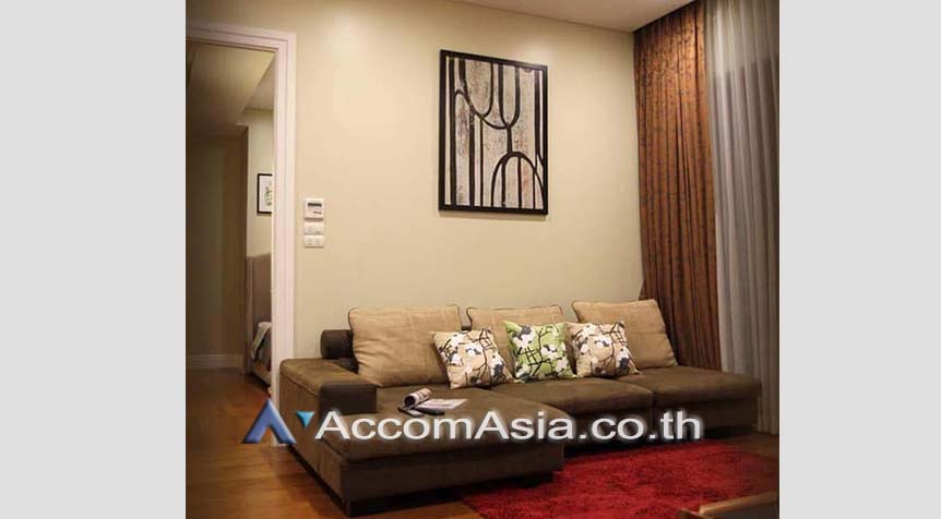  2 Bedrooms  Condominium For Rent in Sukhumvit, Bangkok  near BTS Phrom Phong (AA27942)