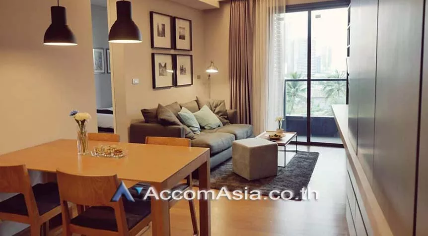  2 Bedrooms  Condominium For Rent in Sukhumvit, Bangkok  near BTS Phrom Phong (AA27944)