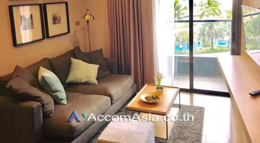  2 Bedrooms  Condominium For Rent in Sukhumvit, Bangkok  near BTS Phrom Phong (AA27944)