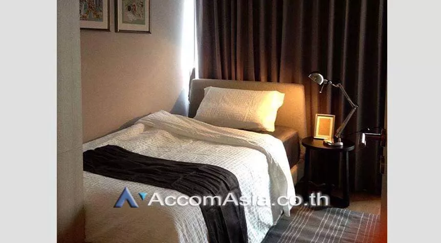  2 Bedrooms  Condominium For Rent in Sukhumvit, Bangkok  near BTS Phrom Phong (AA27944)