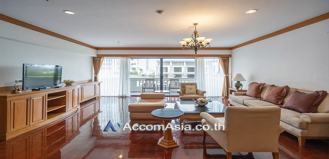 Pet friendly |  4 Bedrooms  Apartment For Rent in Sukhumvit, Bangkok  near BTS Phrom Phong (AA27947)