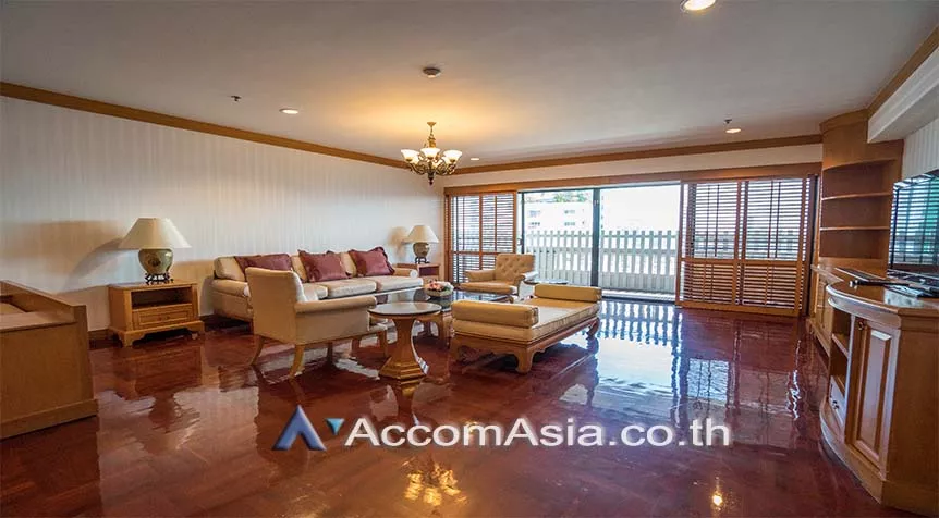 Pet friendly |  3 Bedrooms  Apartment For Rent in Sukhumvit, Bangkok  near BTS Phrom Phong (AA27948)