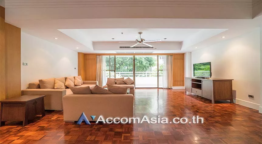 Pet friendly |  3 Bedrooms  Apartment For Rent in Sukhumvit, Bangkok  near BTS Phrom Phong (AA27963)