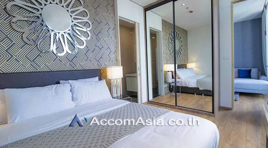  2 Bedrooms  Condominium For Rent in Sukhumvit, Bangkok  near BTS Phrom Phong (AA27969)