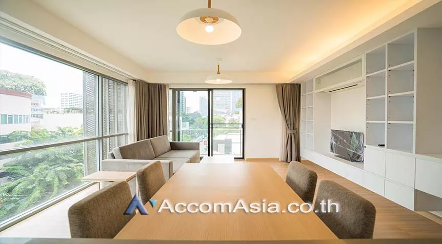  2 Bedrooms  Apartment For Rent in Sukhumvit, Bangkok  near BTS Phrom Phong (AA27996)