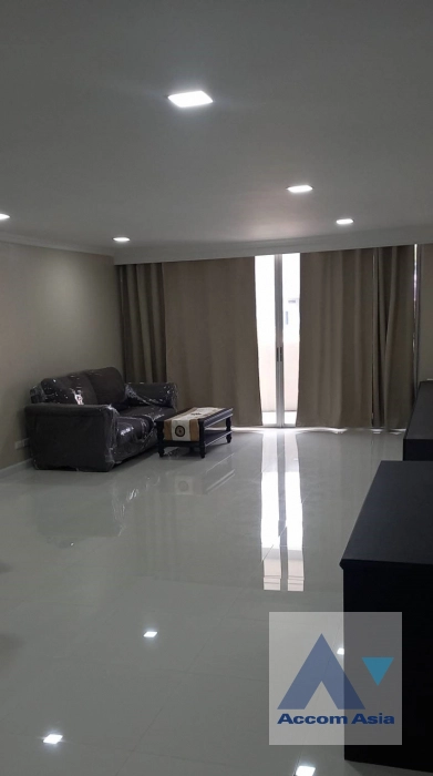 Fully Furnished, Newly renovated |  3 Bedrooms  Condominium For Rent in Sukhumvit, Bangkok  near BTS Phrom Phong (AA27998)