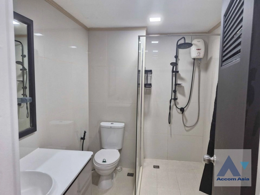 11  3 br Condominium For Rent in Sukhumvit ,Bangkok BTS Phrom Phong at D.S. Tower 2 AA27998