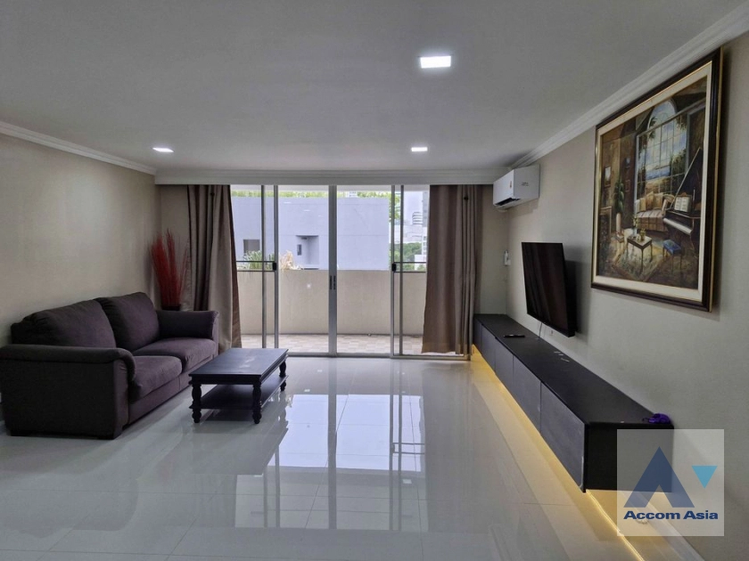 Fully Furnished, Newly renovated |  3 Bedrooms  Condominium For Rent in Sukhumvit, Bangkok  near BTS Phrom Phong (AA27998)