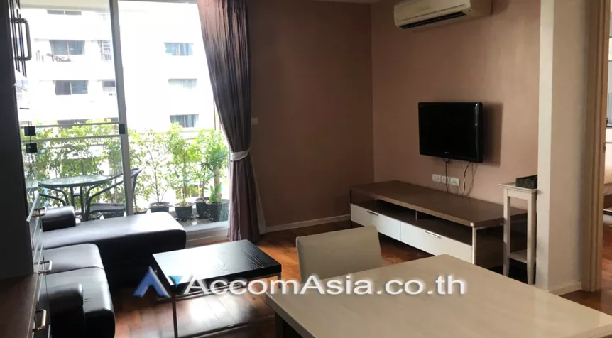  1 Bedroom  Condominium For Rent in Sukhumvit, Bangkok  near BTS Nana (AA28038)