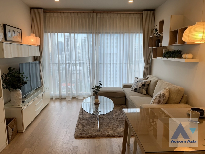  1 Bedroom  Condominium For Rent & Sale in Sukhumvit, Bangkok  near BTS Phrom Phong (AA28044)