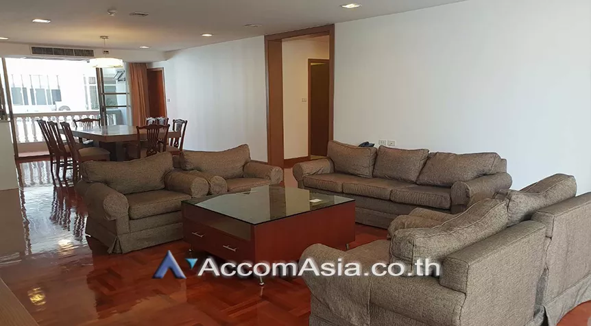 Pet friendly |  3 Bedrooms  Apartment For Rent in Sukhumvit, Bangkok  near BTS Phrom Phong (AA28063)