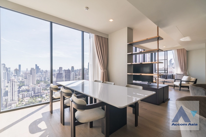  3 Bedrooms  Condominium For Rent in Sukhumvit, Bangkok  near BTS Asok - MRT Sukhumvit (AA28095)