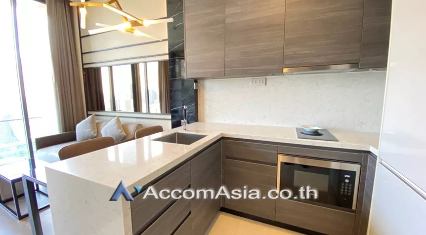  1 Bedroom  Condominium For Rent in Sukhumvit, Bangkok  near BTS Asok - MRT Sukhumvit (AA28100)