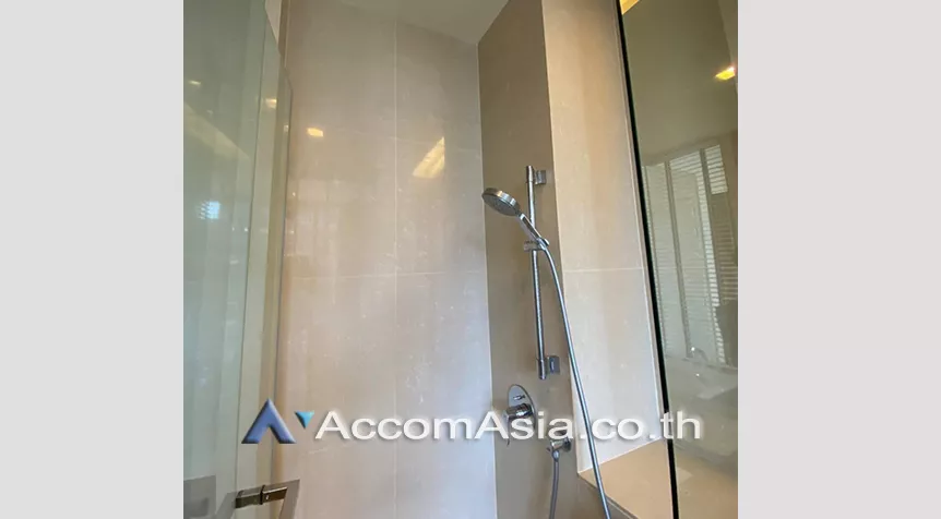  1 Bedroom  Condominium For Rent in Sukhumvit, Bangkok  near BTS Asok - MRT Sukhumvit (AA28100)